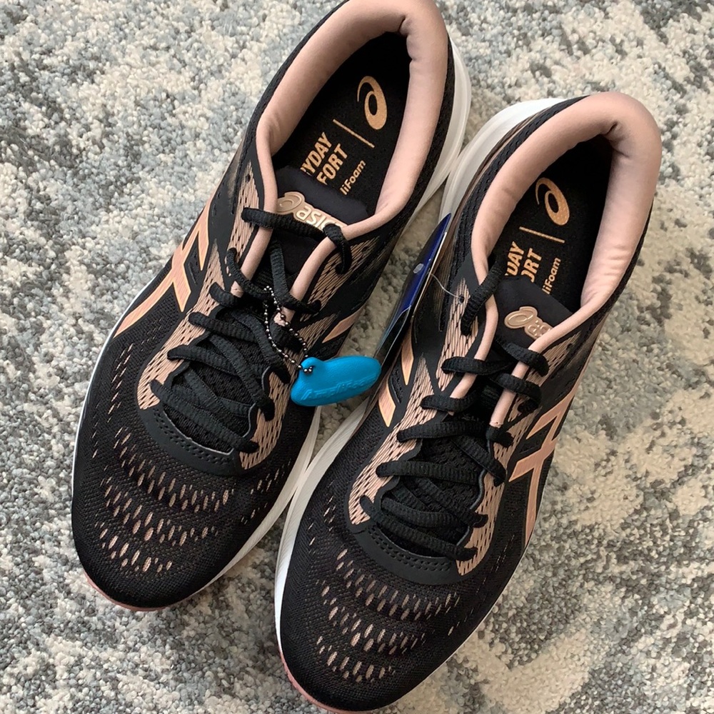 Women’s ASICS Gel Excite 10.5 Black Dusty Coral